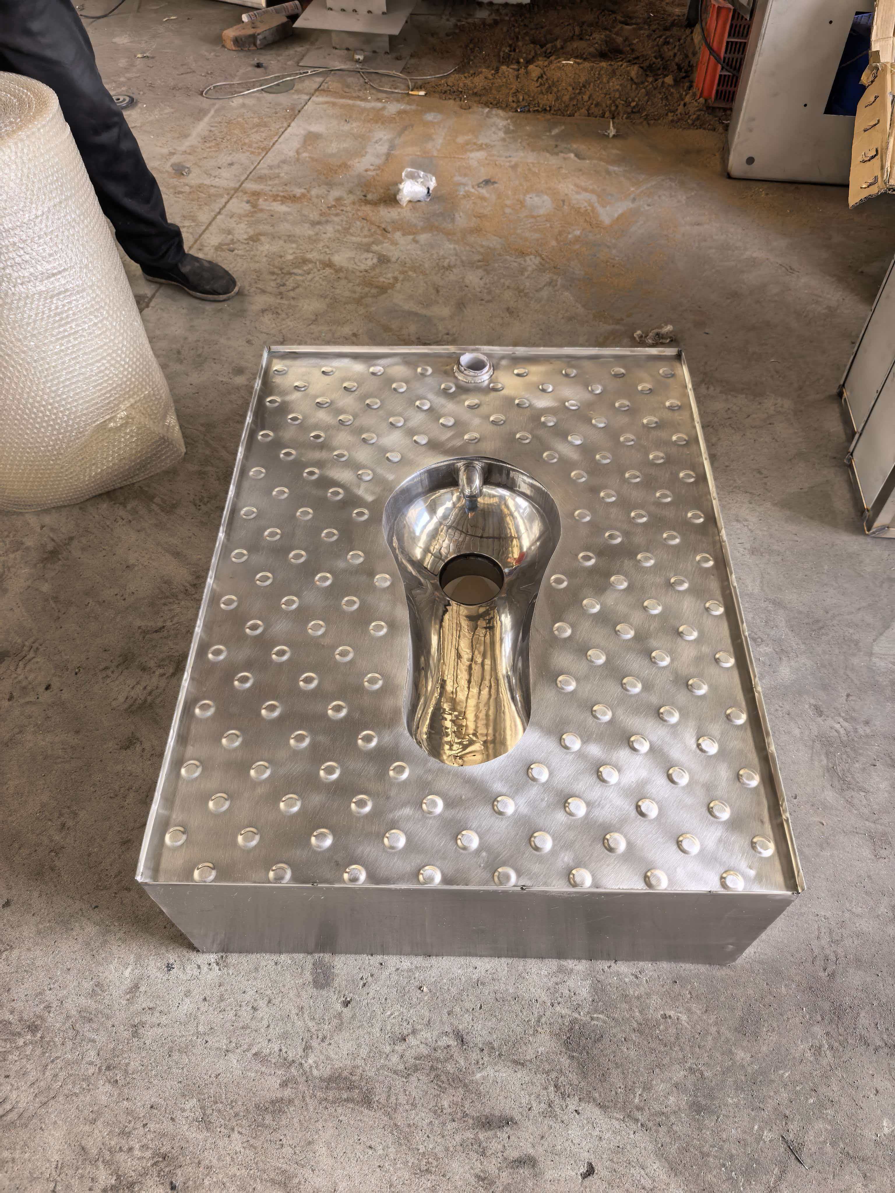 衡水不锈钢一体蹲便器